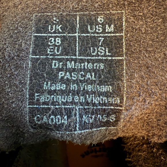 Dr Martens Boots - Picture 5 of 7